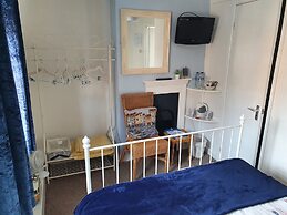 Lyndale Guest House