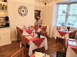 Lyndale Guest House