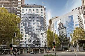 Sydney Suites