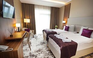 Outlet Hotel Polgár
