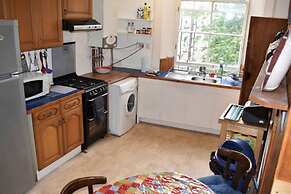 Traditional Apartment oer the Meadows
