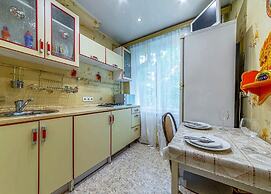 Apartment Hanaka on Bratskaia 15