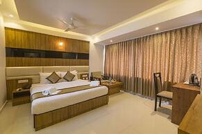 Grand Plaza Suites