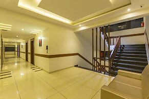 Grand Plaza Suites
