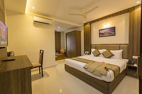 Grand Plaza Suites