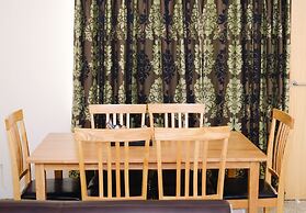 Elforma - Tudsbery House