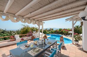 Villa Pari Manda