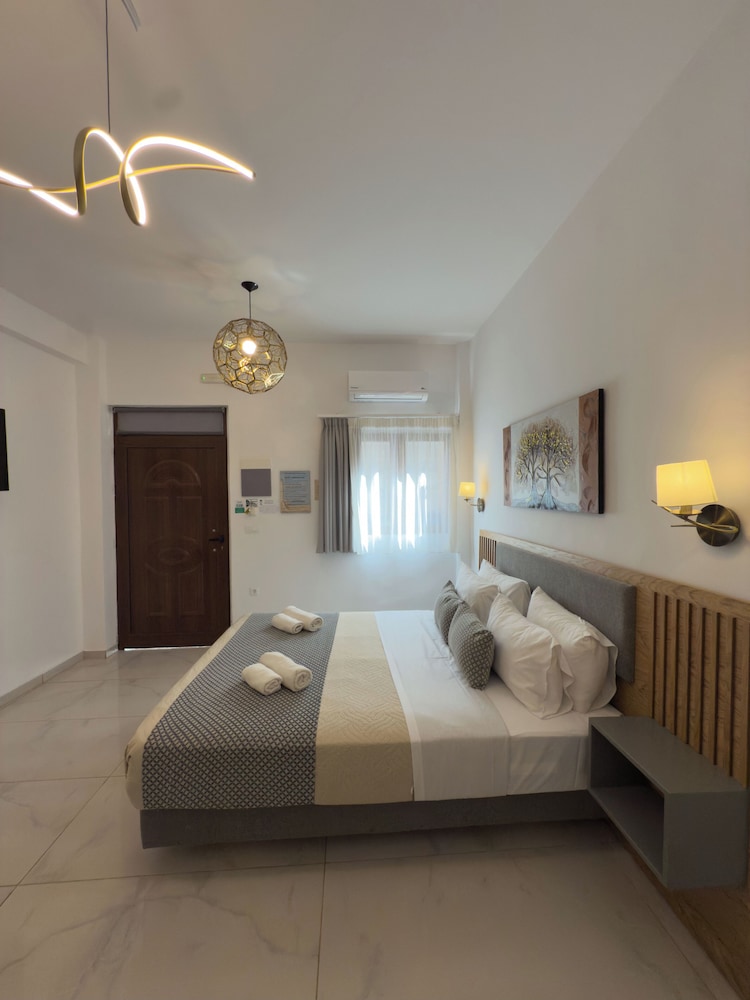 Deluxe Suites