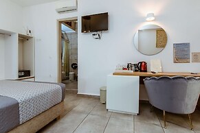 Deluxe Suites