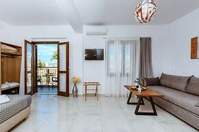 Deluxe Suites
