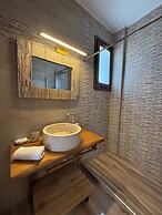 Deluxe Suites