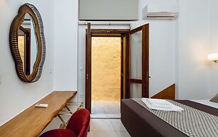 Deluxe Suites