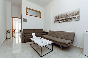 Deluxe Suites