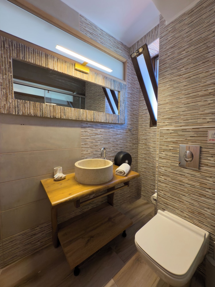 Deluxe Suites