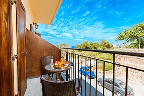 Deluxe Suites