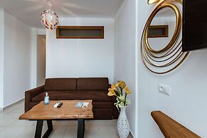 Deluxe Suites