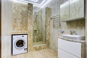 Smolny Park Suite