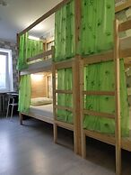 Hostel V Biblioteke