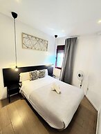 AYZ Javier Cabrini - Auto check-in property