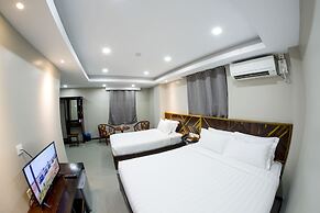 Tristar Hotel