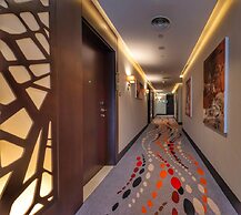 Canal Central Hotel