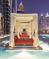 Canal Central Hotel