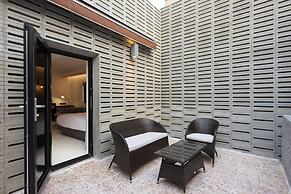 Yeonsan Hound Hotel