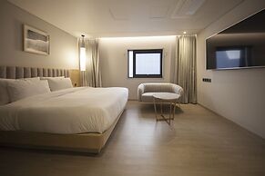 Yeonsan Hound Hotel