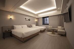 Yeonsan Hound Hotel