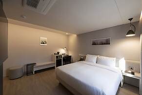 Yeonsan Hound Hotel