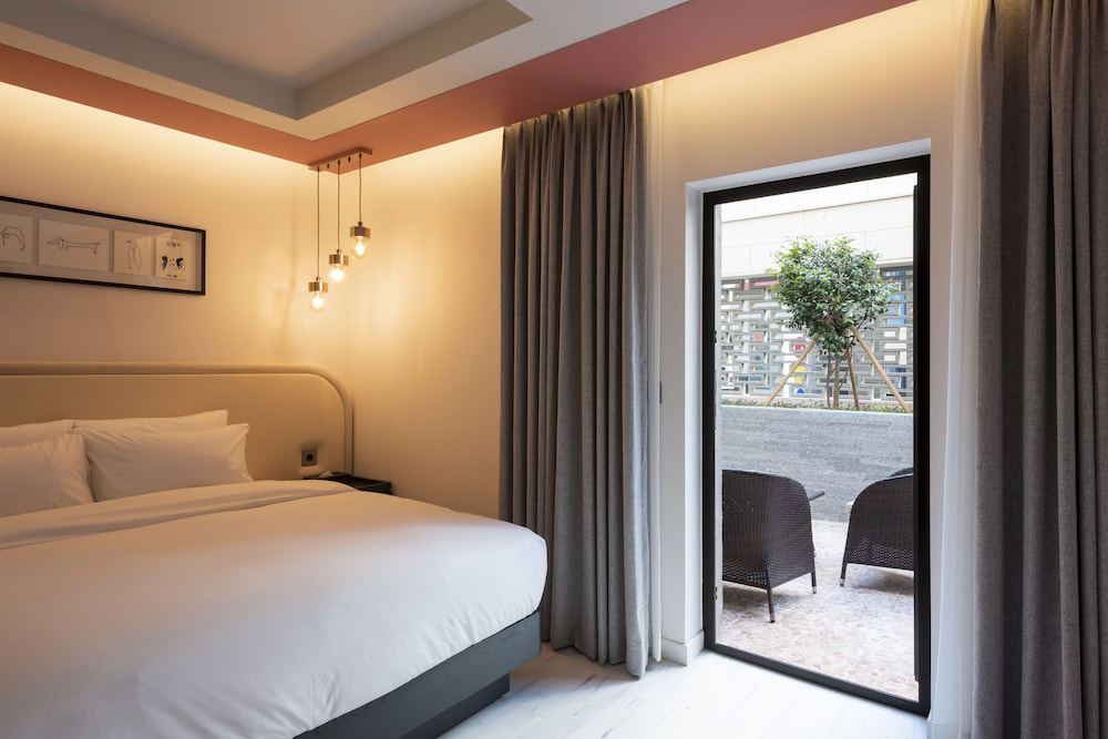 Yeonsan Hound Hotel