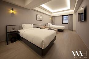 Yeonsan Hound Hotel