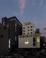 Yeonsan Hound Hotel