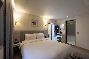 Yeonsan Hound Hotel