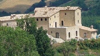 Borgo Storico Cisterna