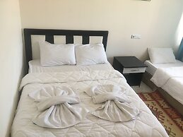 Ozturk Hotel