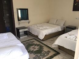 Ozturk Hotel