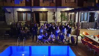 Ozturk Hotel