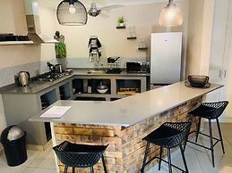 Shingalana Guest House