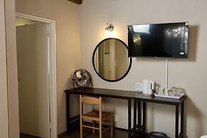 Shingalana Guest House