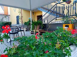Garden Inn