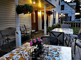 Inn on The Harbour