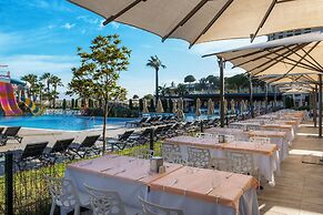 Liberty Kuşadası - All inclusive