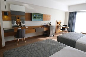 Liberty Kuşadası - All inclusive
