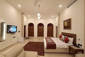Hotel Green Castle (Heritage Hotel)