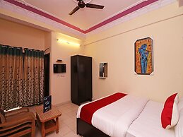 OYO 12123 Hotel Sweet Dreams