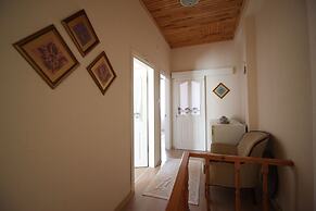 Mine Tatil Evi