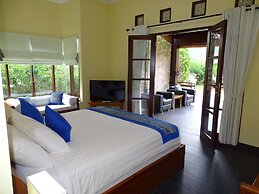 Bale Solah Lombok Holiday Resort