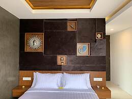 Bale Solah Lombok Holiday Resort