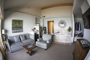 Blue Wave Inn